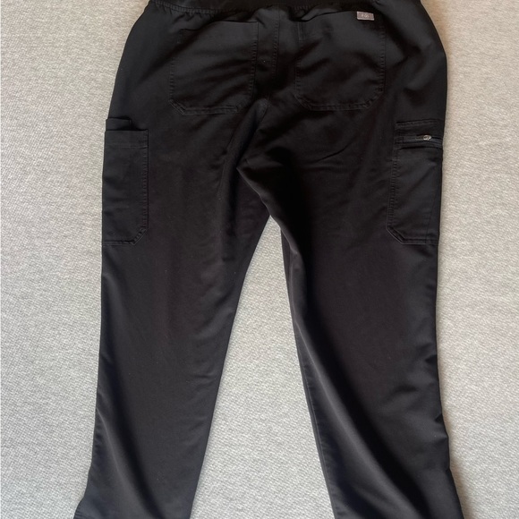 Figs Yola Skinny Scrub pants 2.0 - Picture 4 of 5